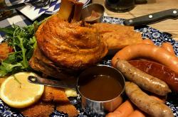 包含Scout连续三场比赛得分超过败北，澳大利亚队挑战极限！的词条